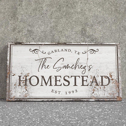 Personalized Homestead Family Name Sign for Farmhouse – Rustic Vintage Farmhouse Wall Art – Custom Last Name Sign with Established Date for Home Décor, Housewarming, Christmas, and Real Estate Gifts