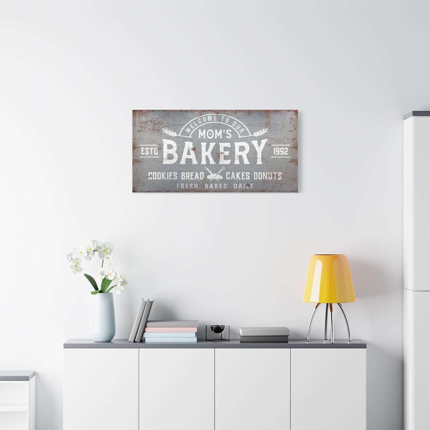 Custom Rustic Bakery Sign - Personalized Bakery Sign for Home, Café, or Bake Shop - Vintage Farmhouse Kitchen Decor - Fresh Bread, Pies & Cakes Shop Sign - Distressed Wooden Wall Art