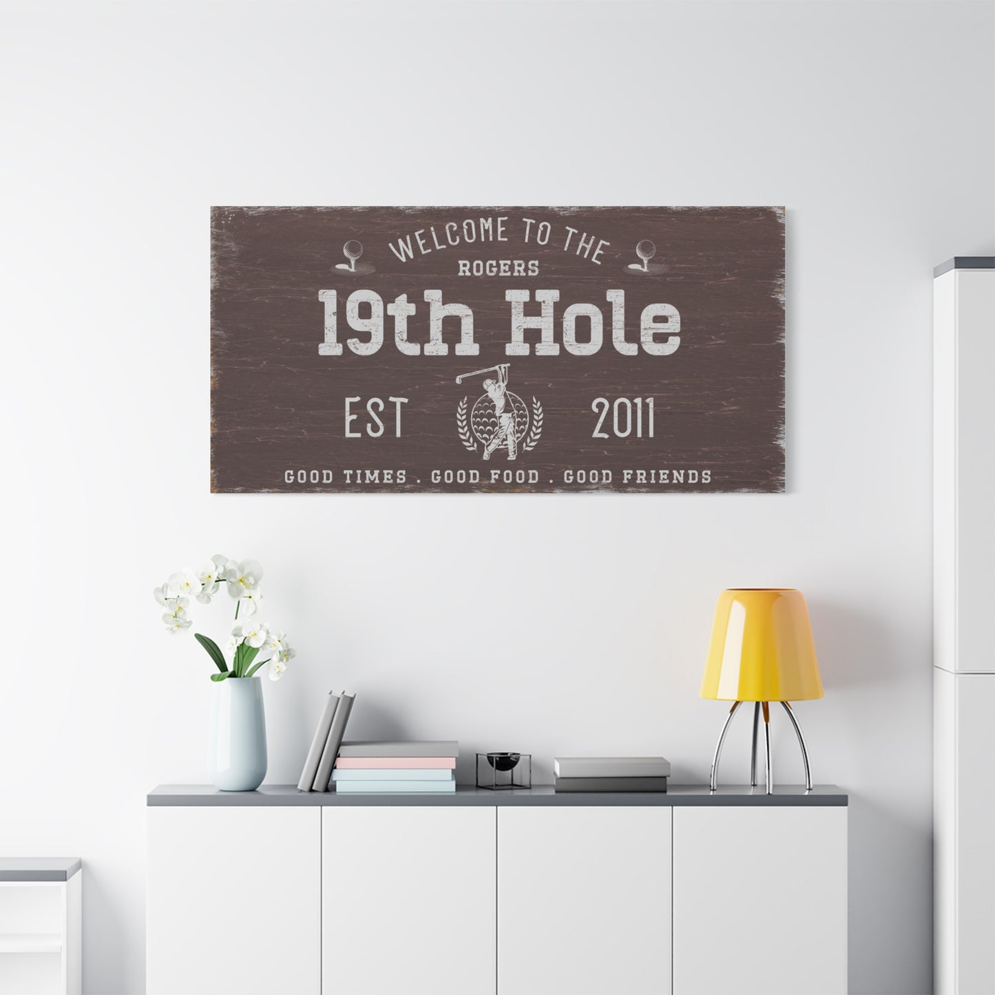 Custom 19th Hole Golf Sign - Personalized Golf Decor With Crossed Golf Clubs, Unique Golf Gifts for Men, Dad, Grandpa, Husband - Perfect for Golf Lovers, Housewarming, Father’s Day, and Birthday’s Gifts