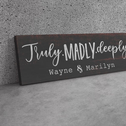 Personalized Master Bedroom Signs – Custom Name & Established Date, Sweet Dreams Quotes, Wedding & Anniversary Gifts, Framed Canvas & Distressed Wood Art for Over Bed Decoration